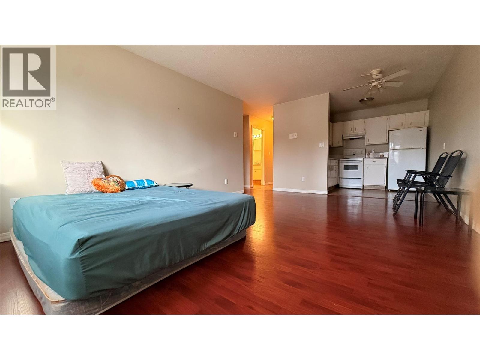 302 10th Avenue Unit# 206, Invermere