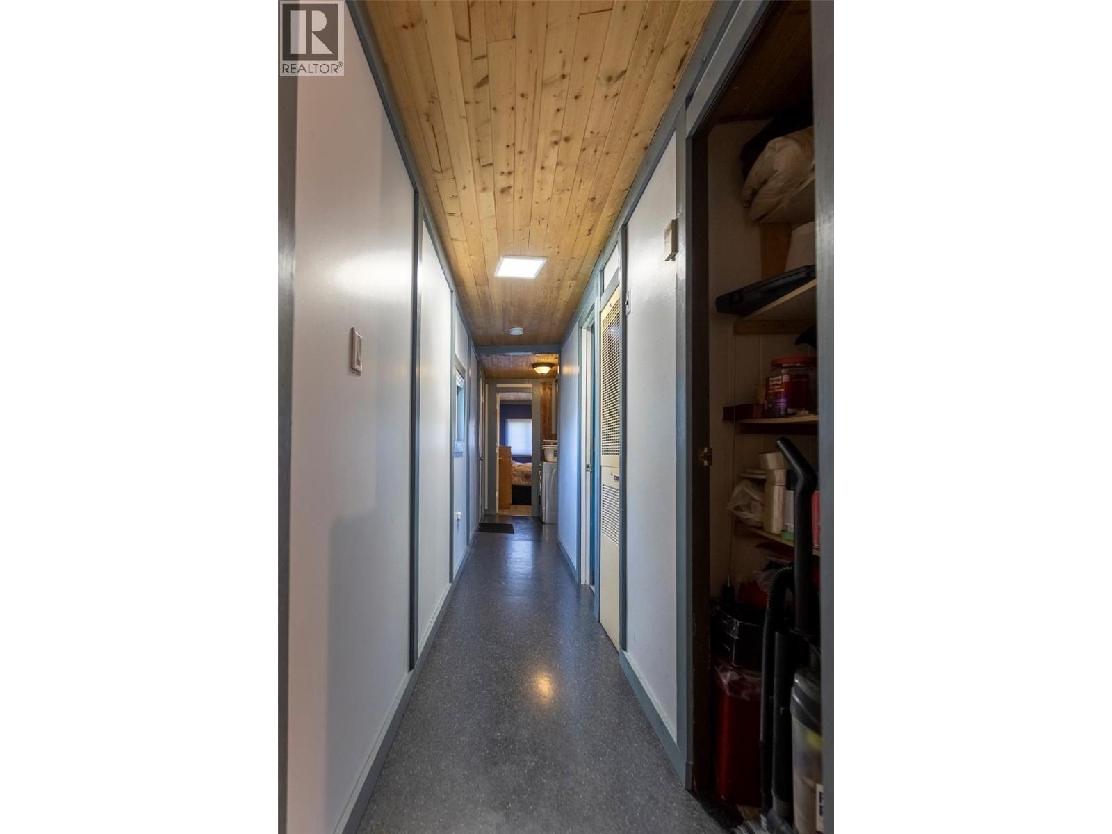 2011 3 Highway Unit# 12, Fernie