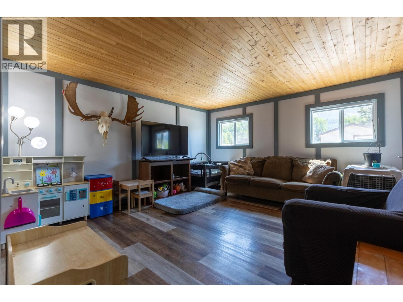 2011 3 Highway Unit# 12, Fernie