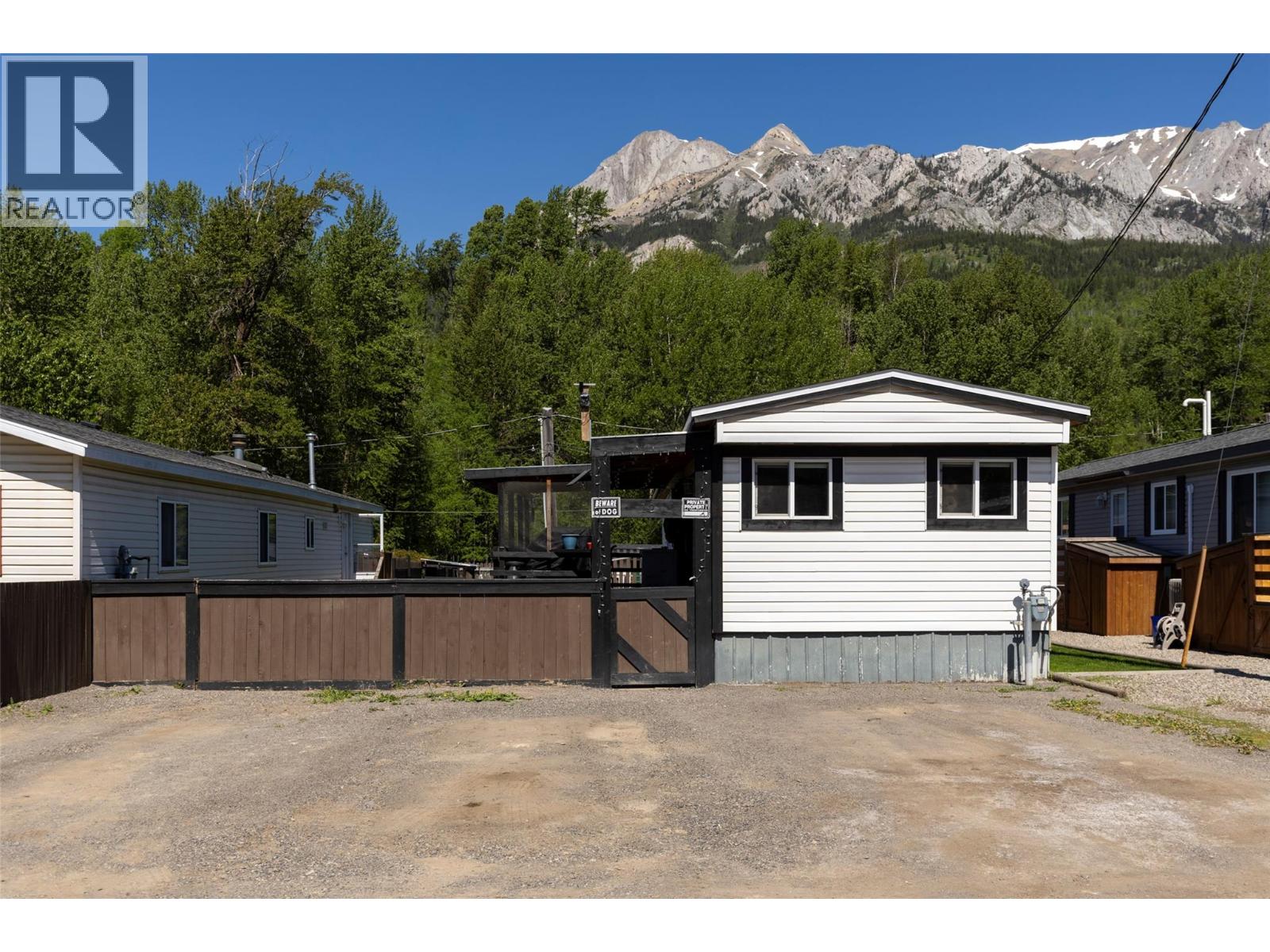2011 3 Highway Unit# 12, Fernie
