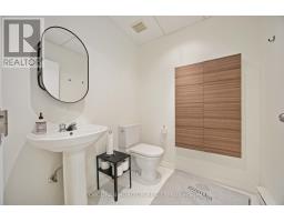 914 Eastern Avenue, Toronto, ON M4L1A4 Photo 12