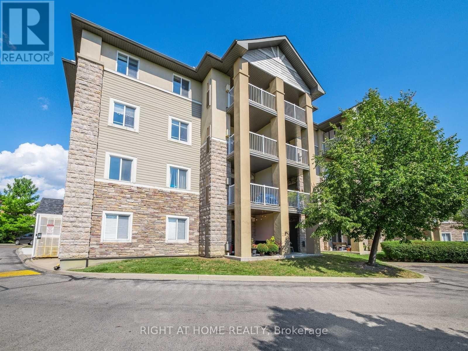 684 Warden Avenue 407