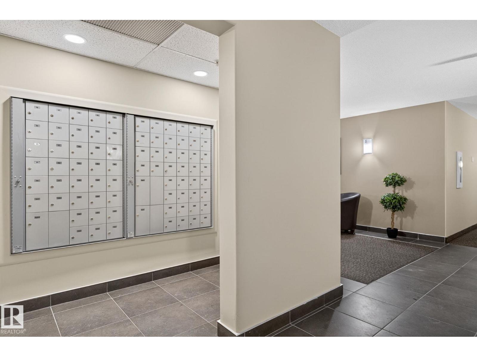 #222 400 PALISADES WY, Sherwood Park