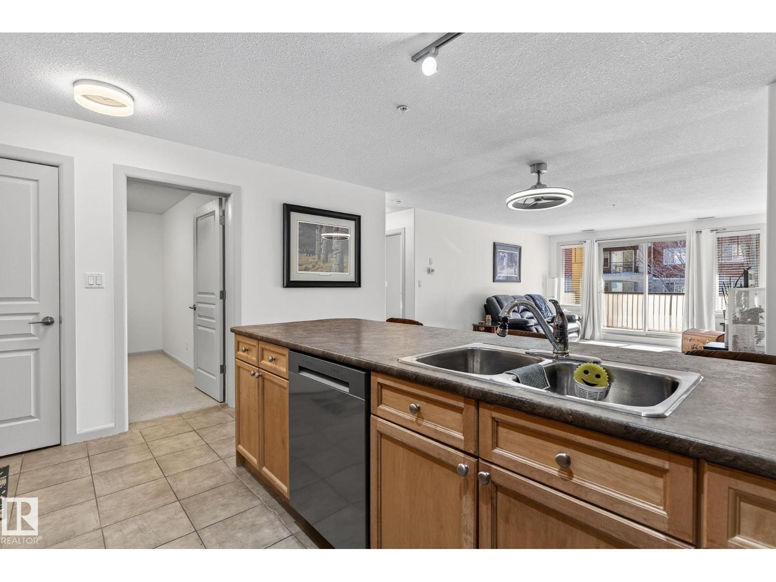 #222 400 PALISADES WY, Sherwood Park