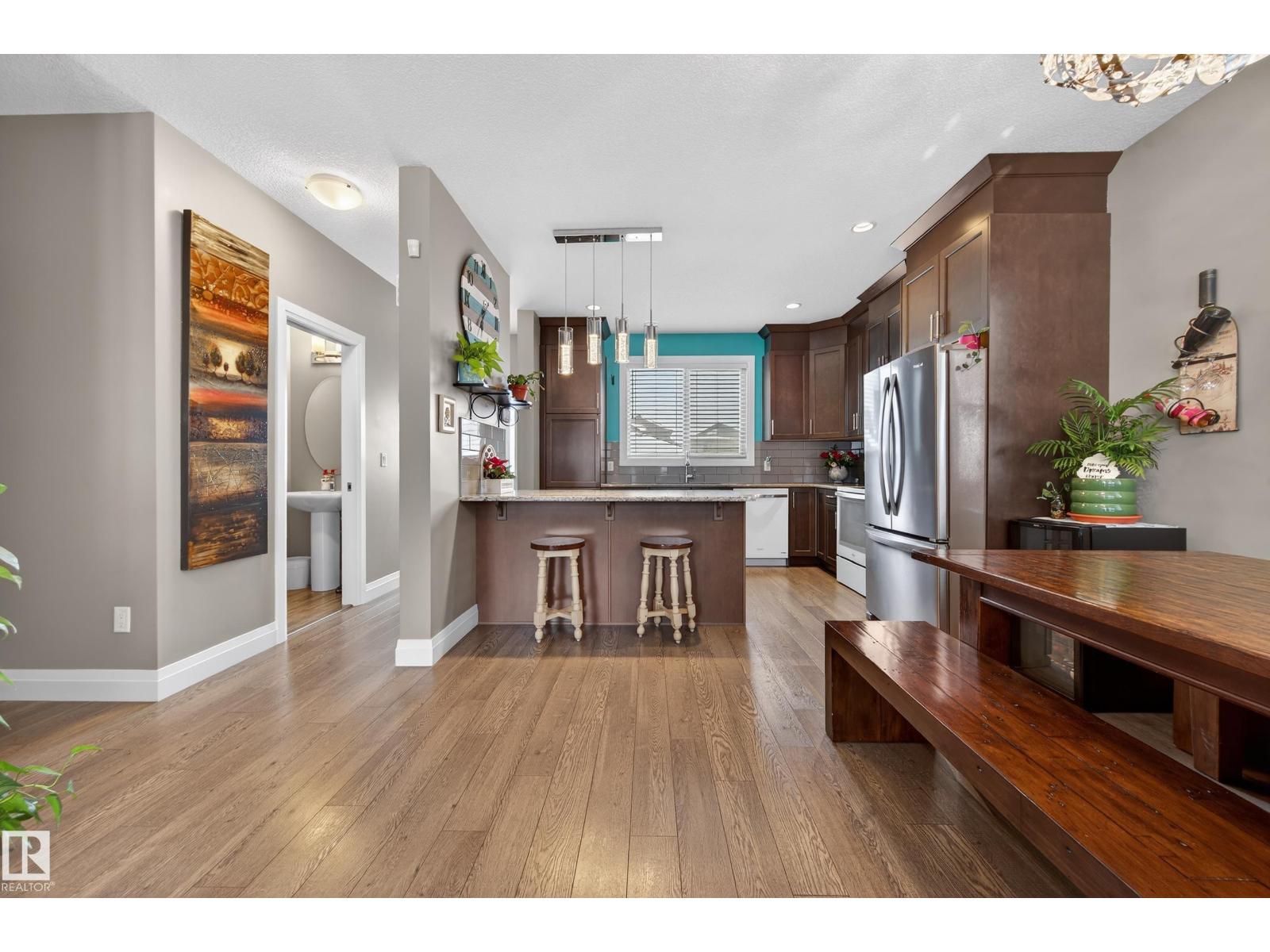 135 GILMORE WY - 12