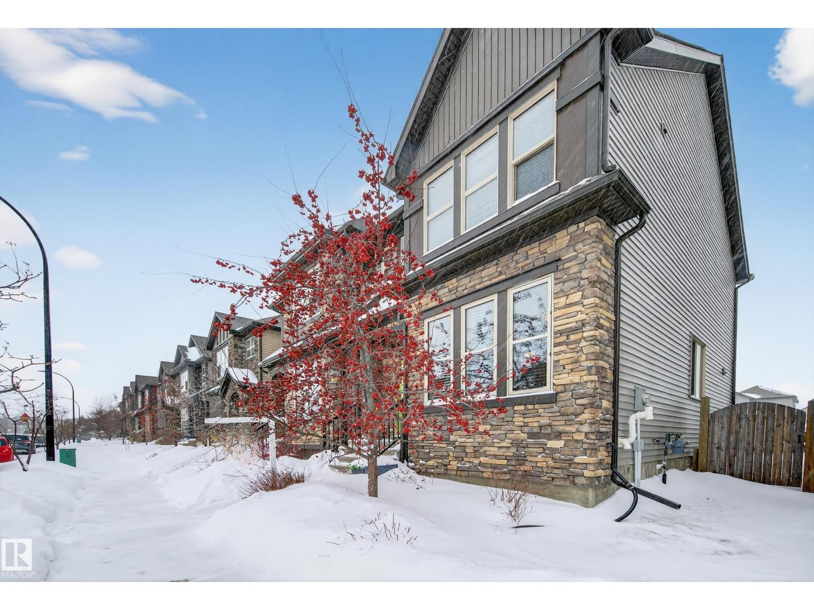 135 GILMORE WY - 3