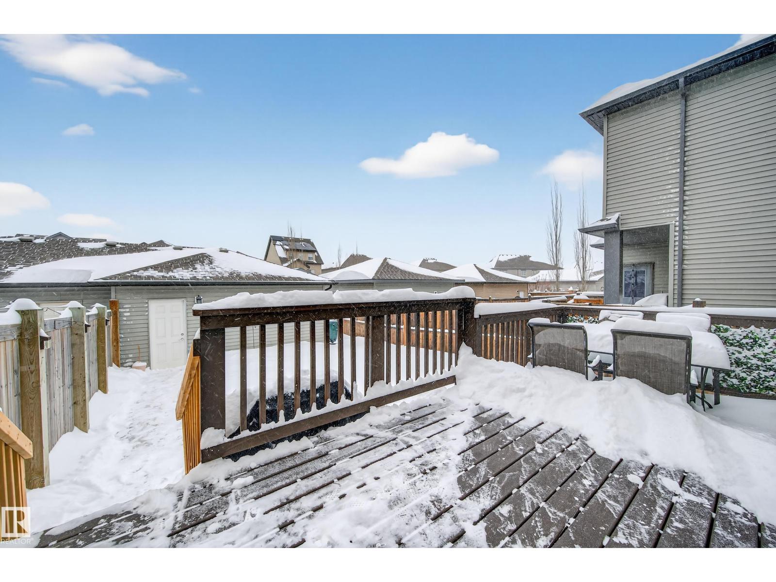 135 GILMORE WY - 44