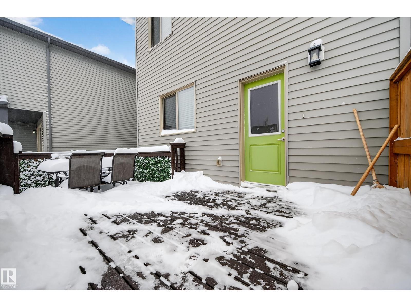 135 GILMORE WY - 45