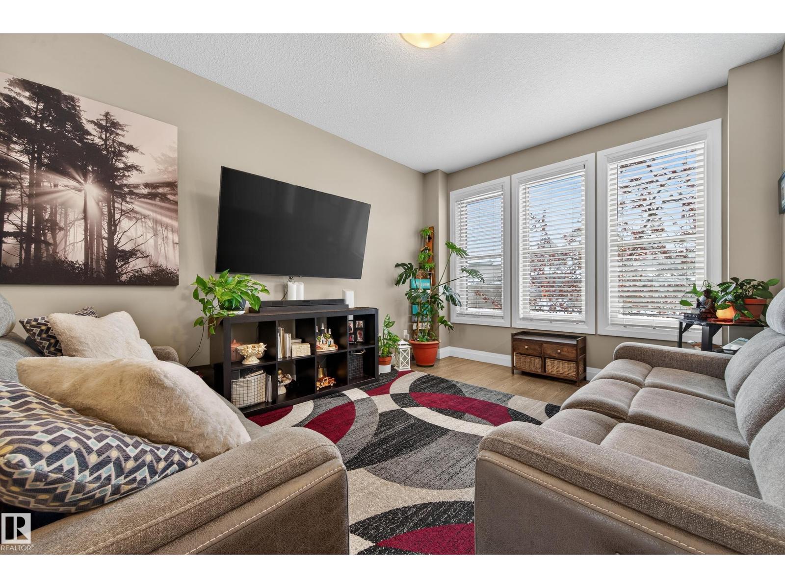 135 GILMORE WY - 8