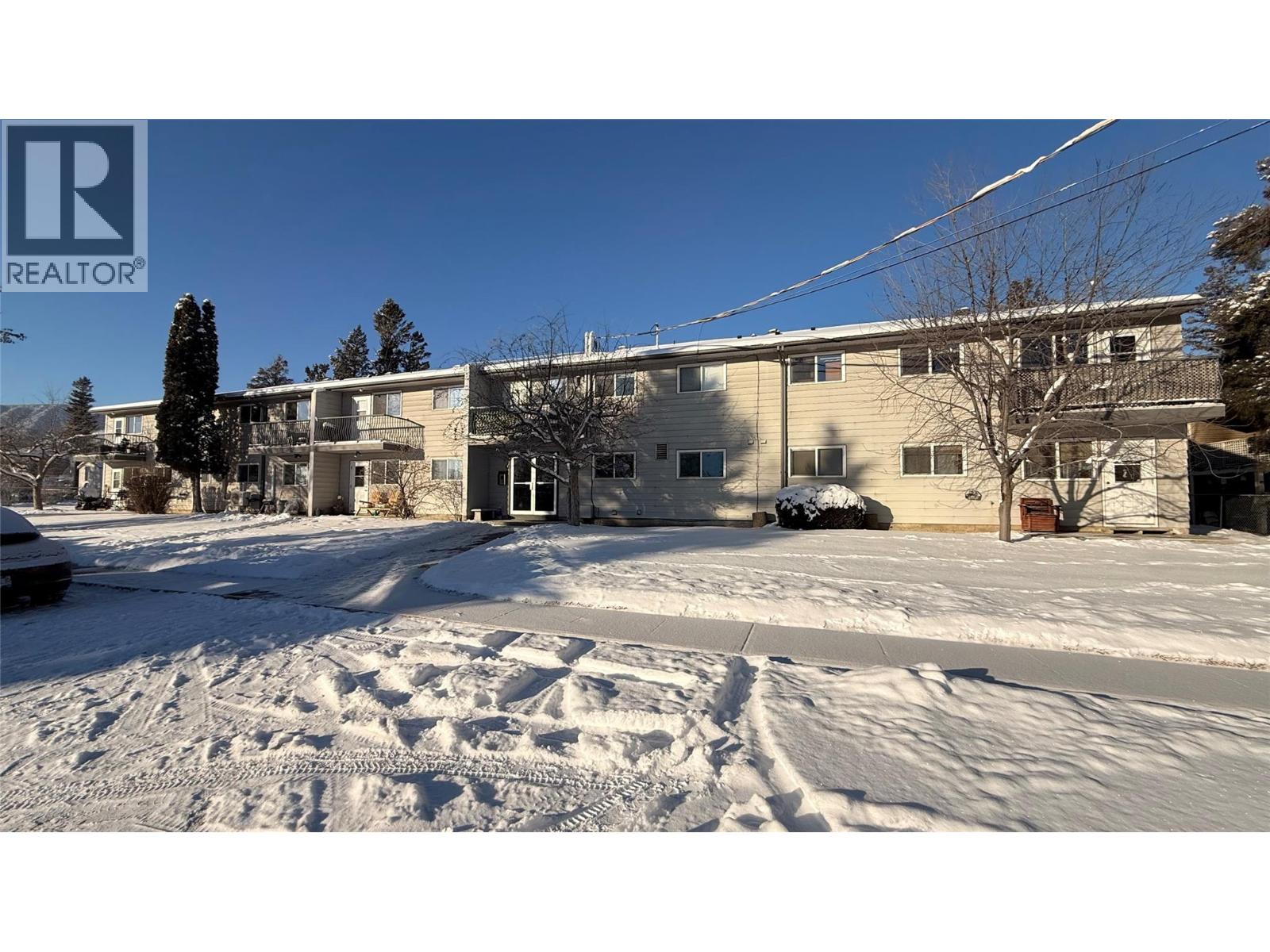 302 10TH Avenue Unit# 202, Invermere