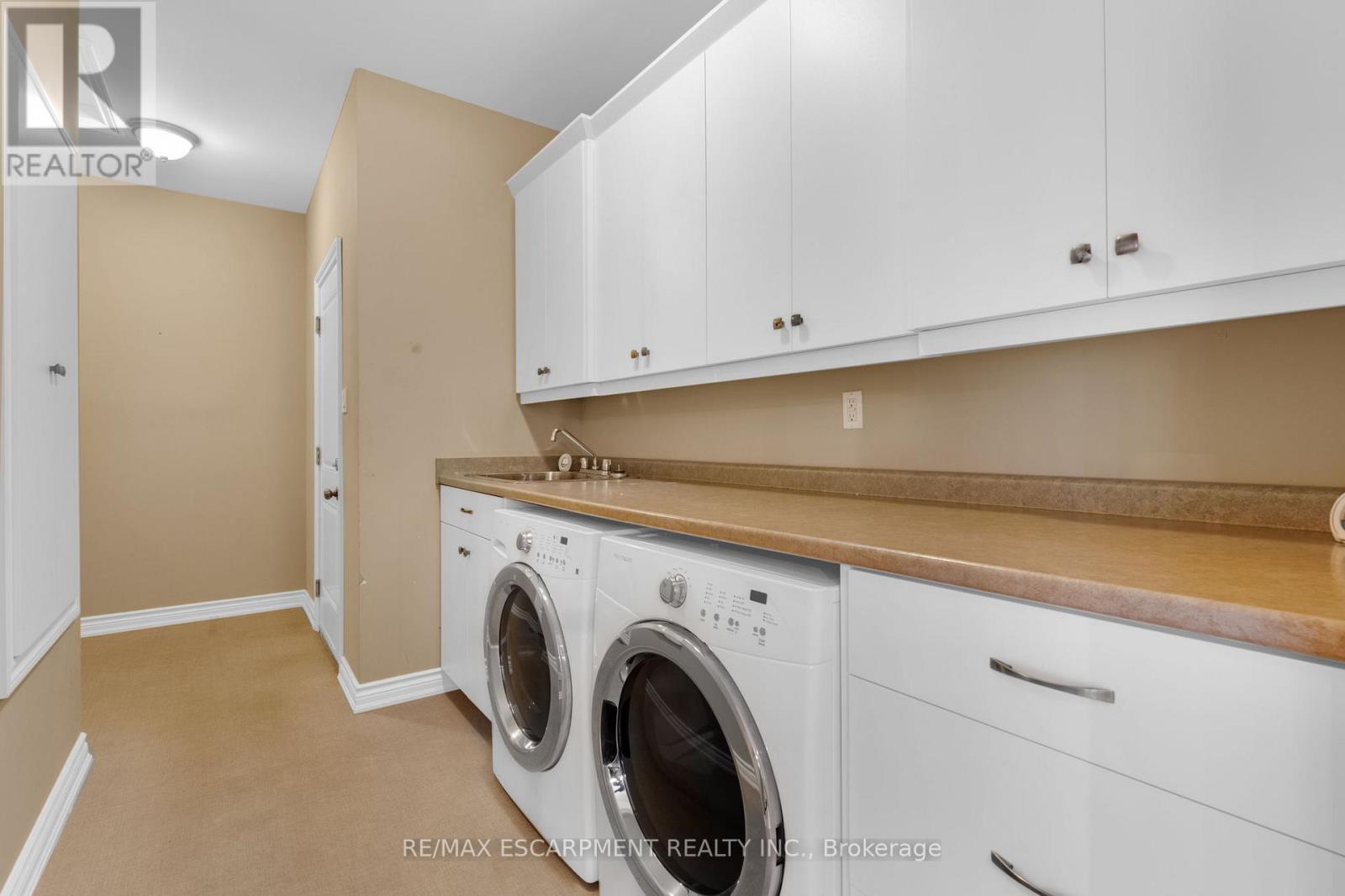 28 MAPLEWOOD COURT - 29