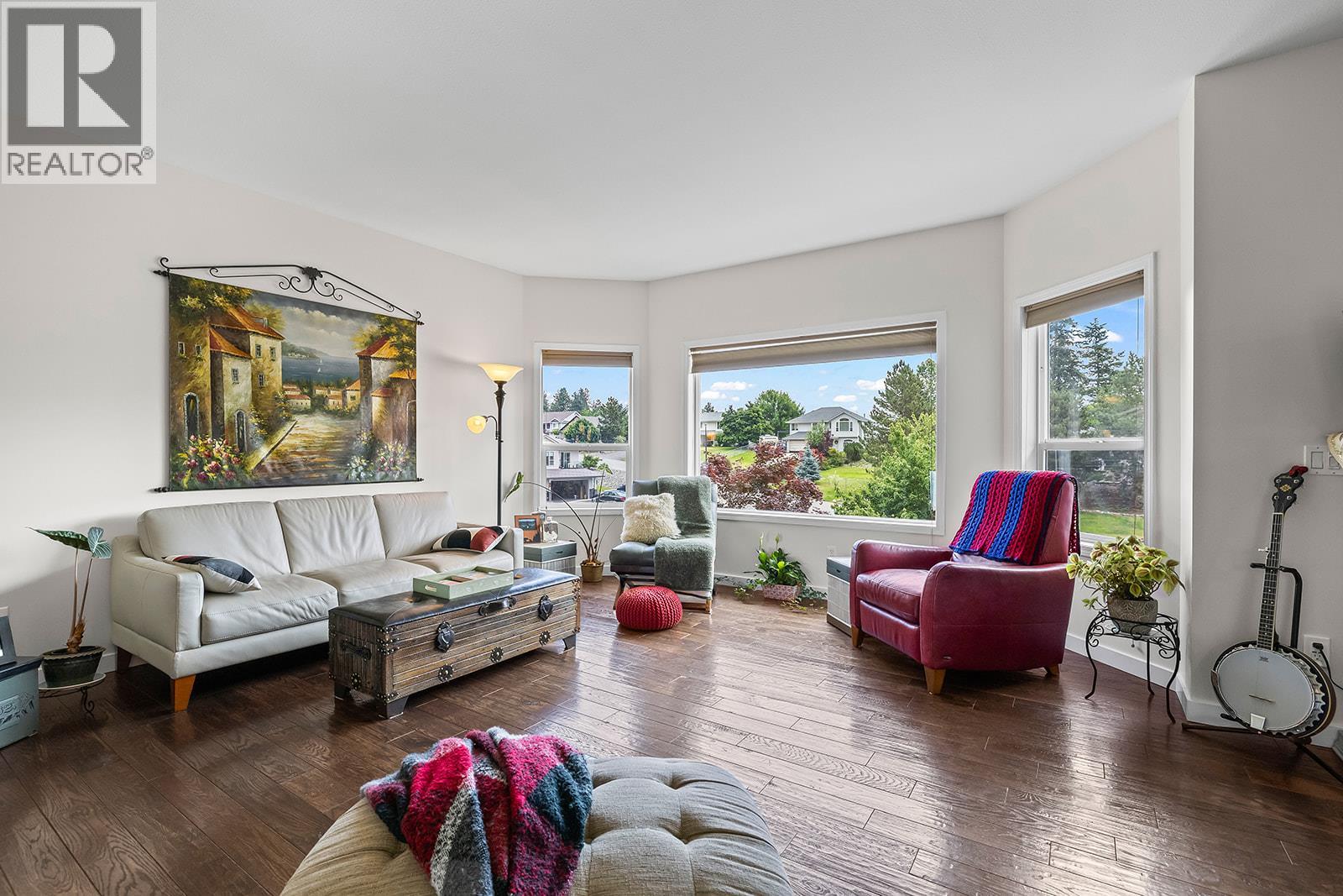 5827 Victoria Street, Peachland