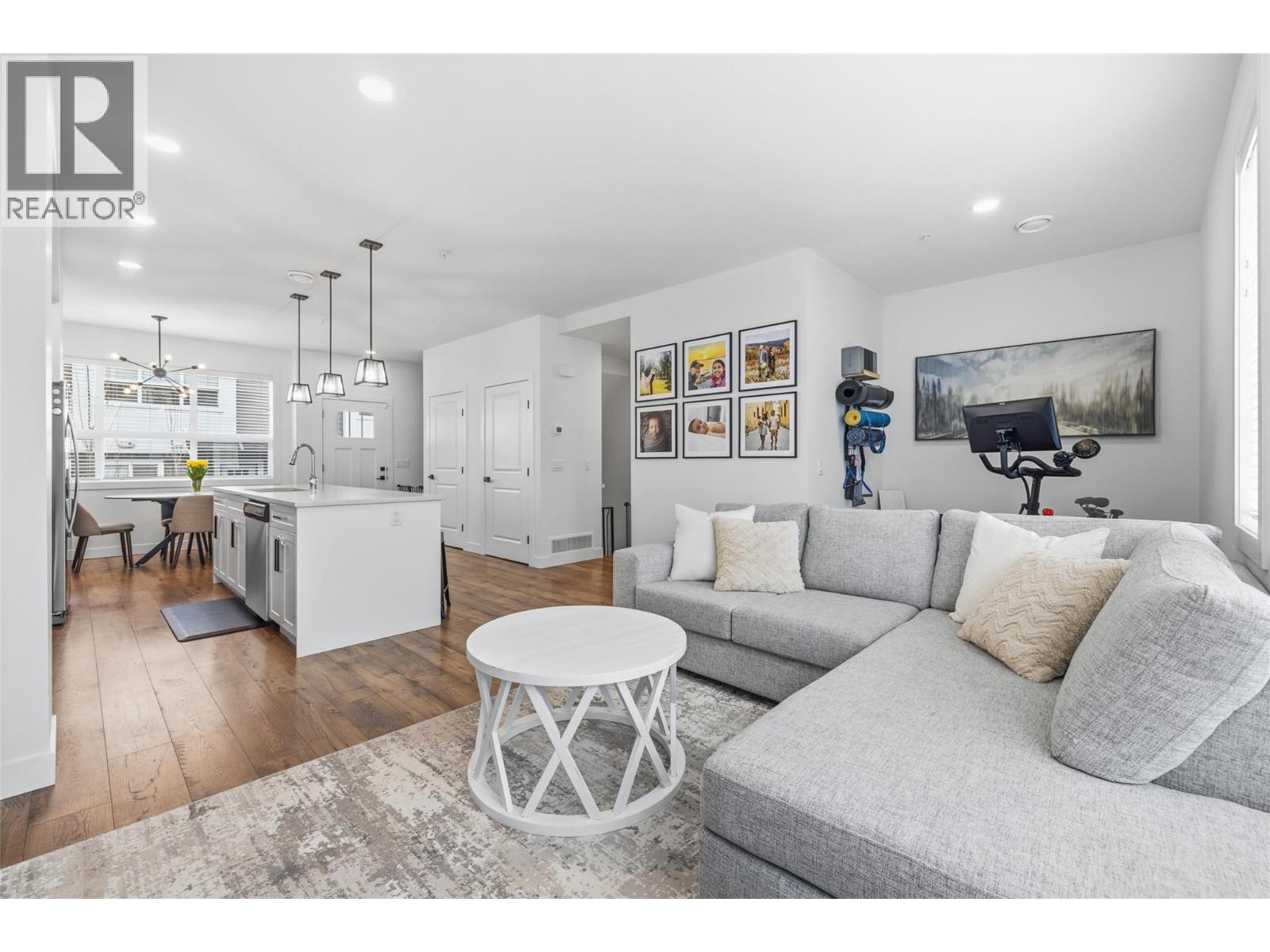 12075 Oceola Road Unit# 33, Lake Country