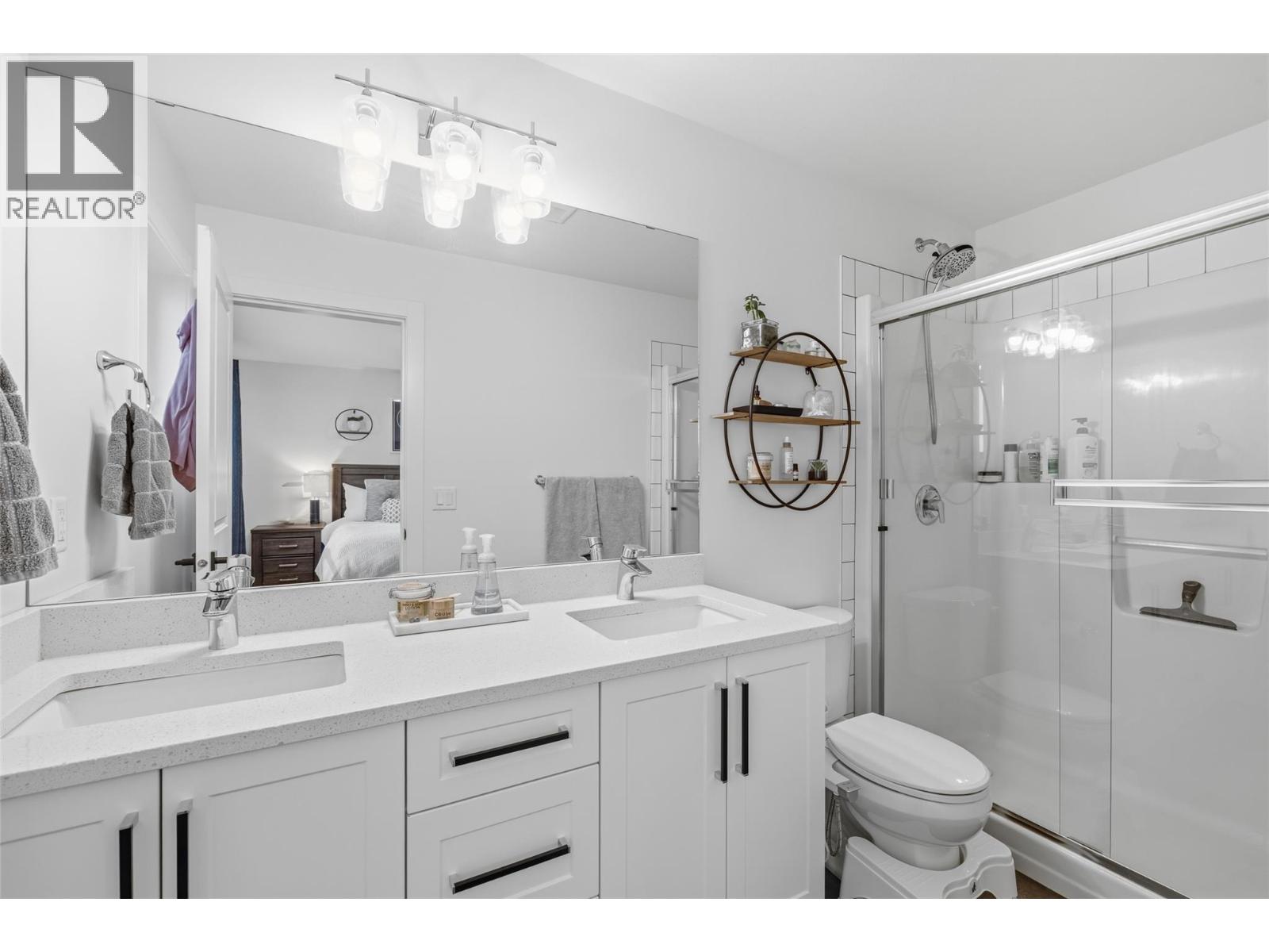 12075 Oceola Road Unit# 33, Lake Country