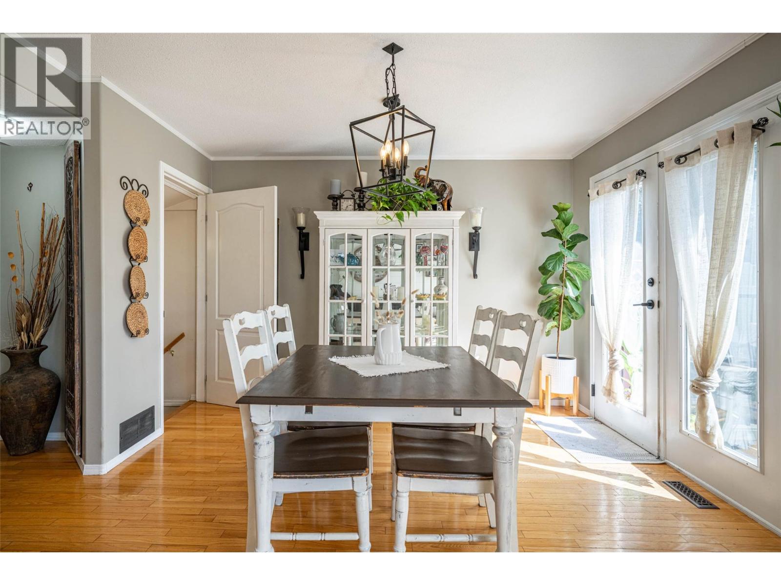 2395 Pleasant Valley Road Unit# 31, Armstrong