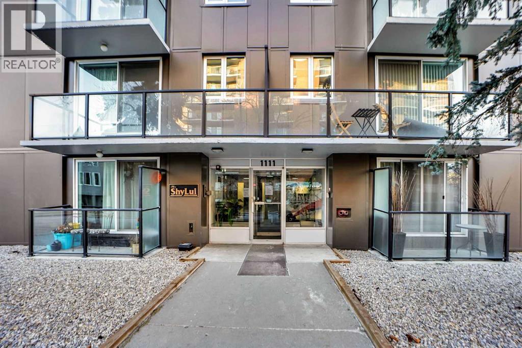 204, 1111 15 Avenue SW, Calgary, Alberta