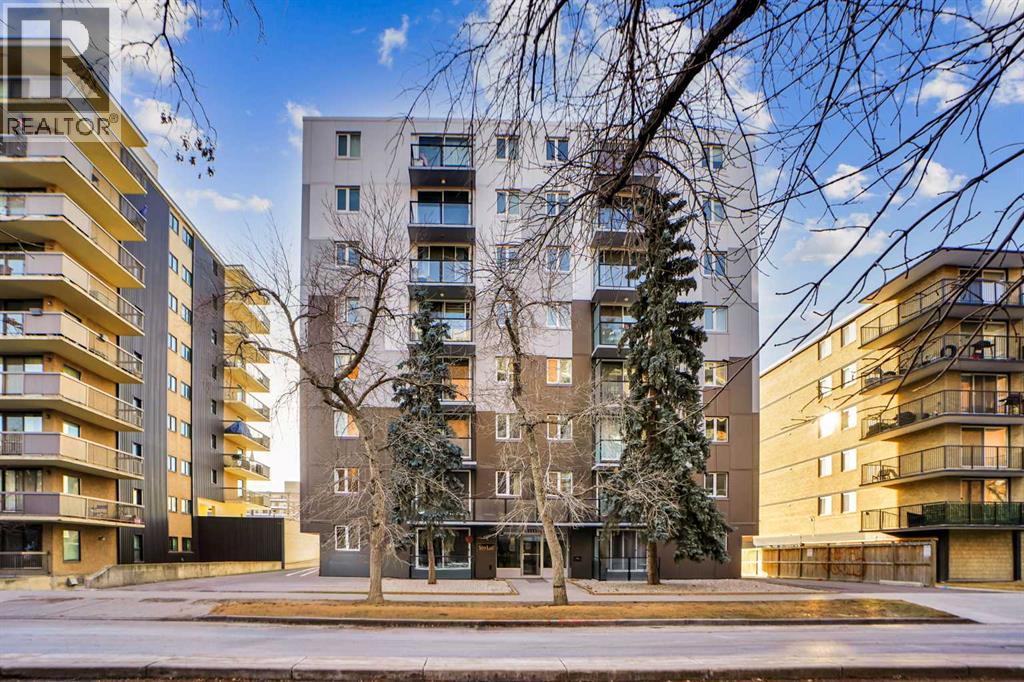 Single Family House for Sale in    Avenue SW Beltline Calgary 