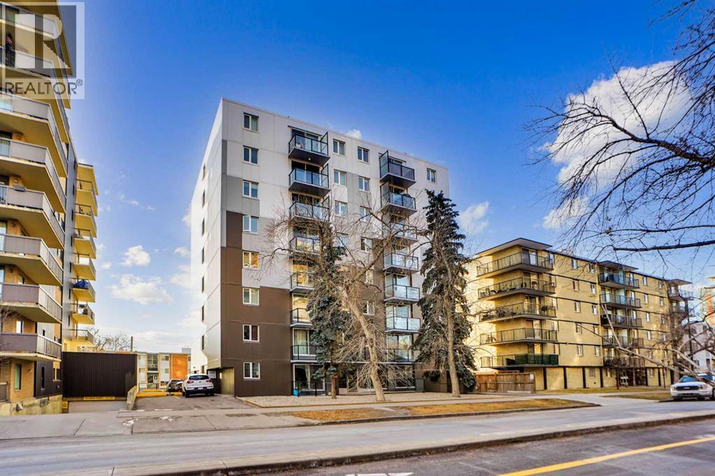 Single Family House for Sale in    Avenue SW Beltline Calgary 