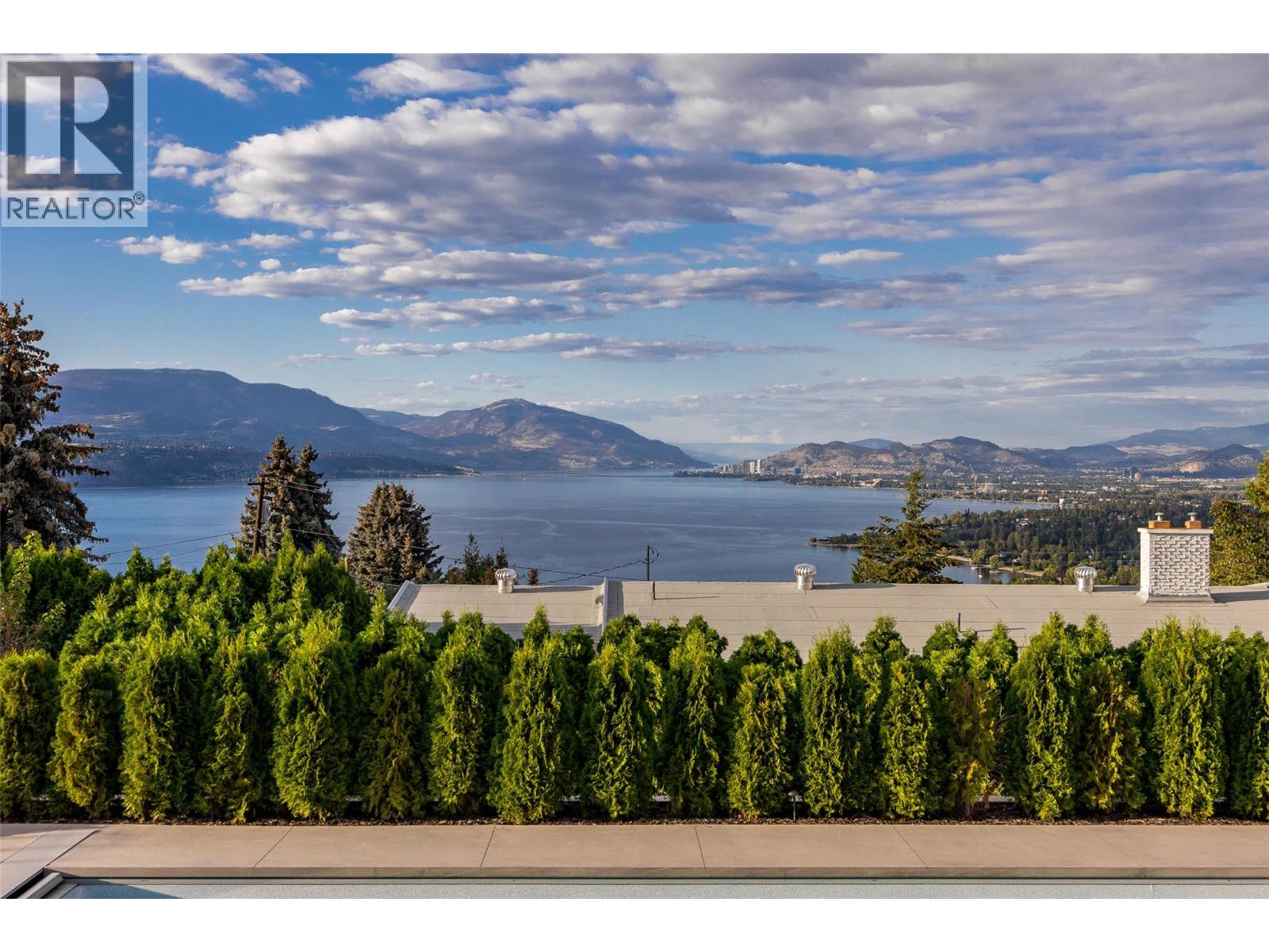 415 Curlew Drive, Kelowna