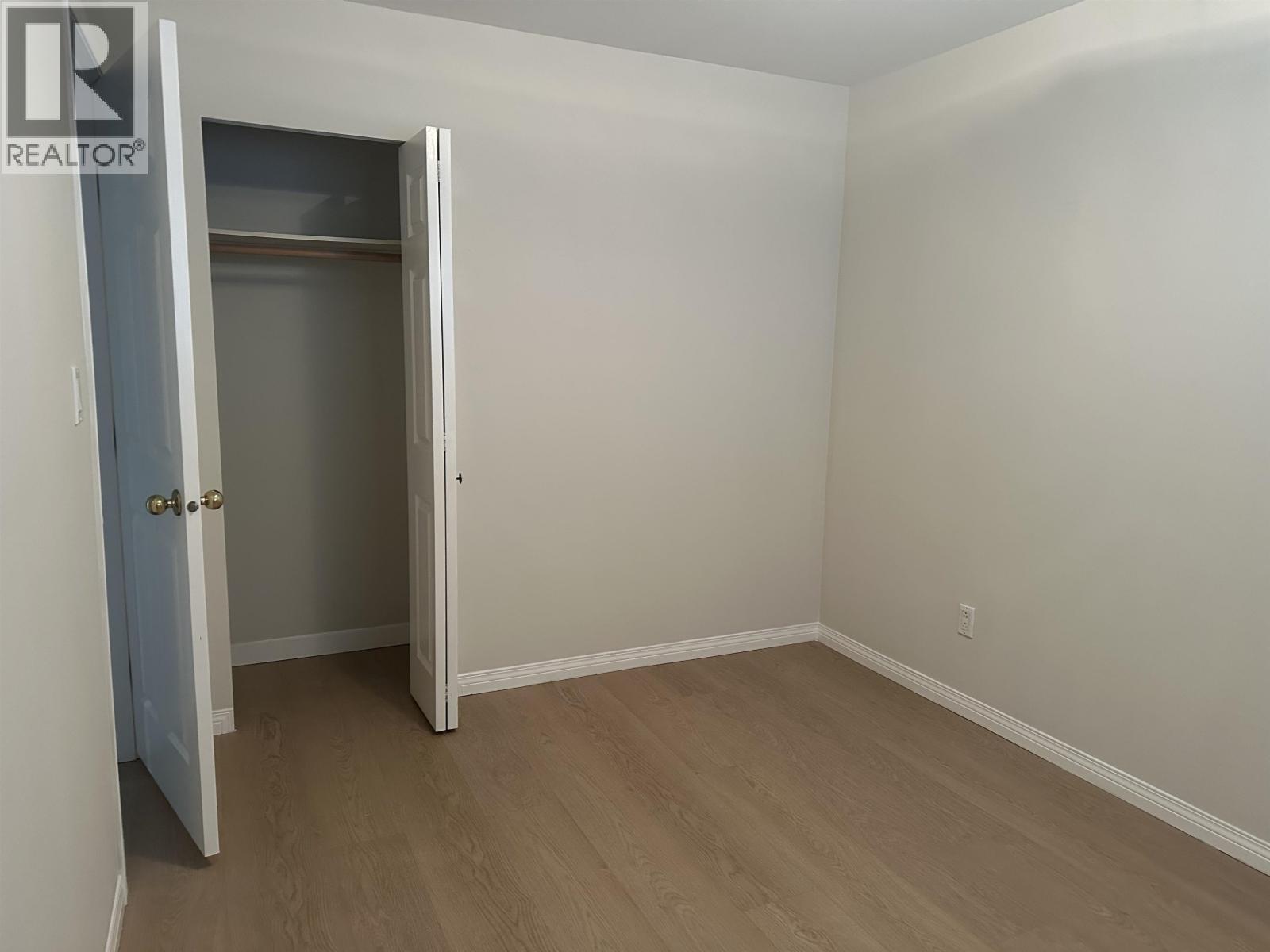 6900 GRAY AVENUE, Burnaby