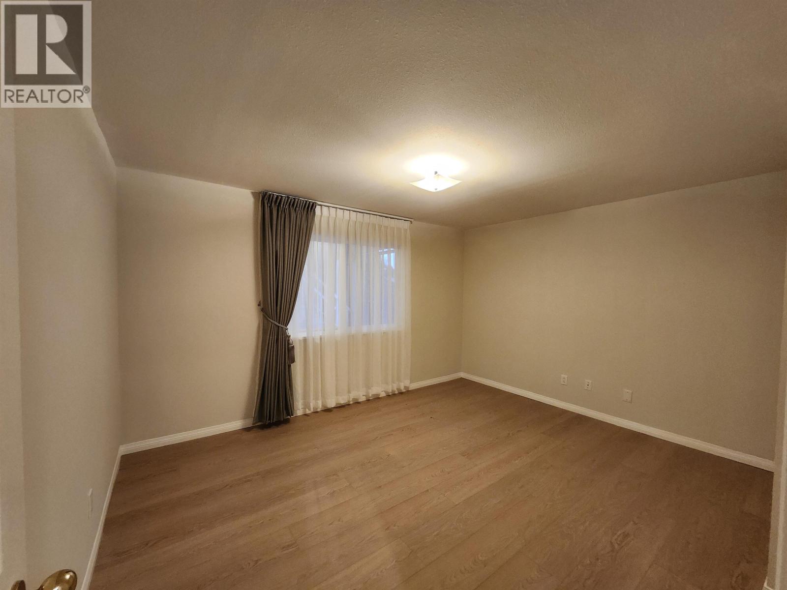 6900 GRAY AVENUE, Burnaby