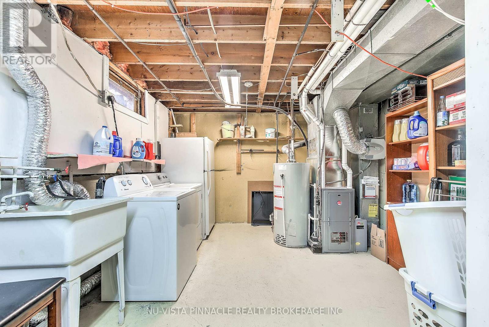 34 ROSAMOND CRESCENT Property Photo