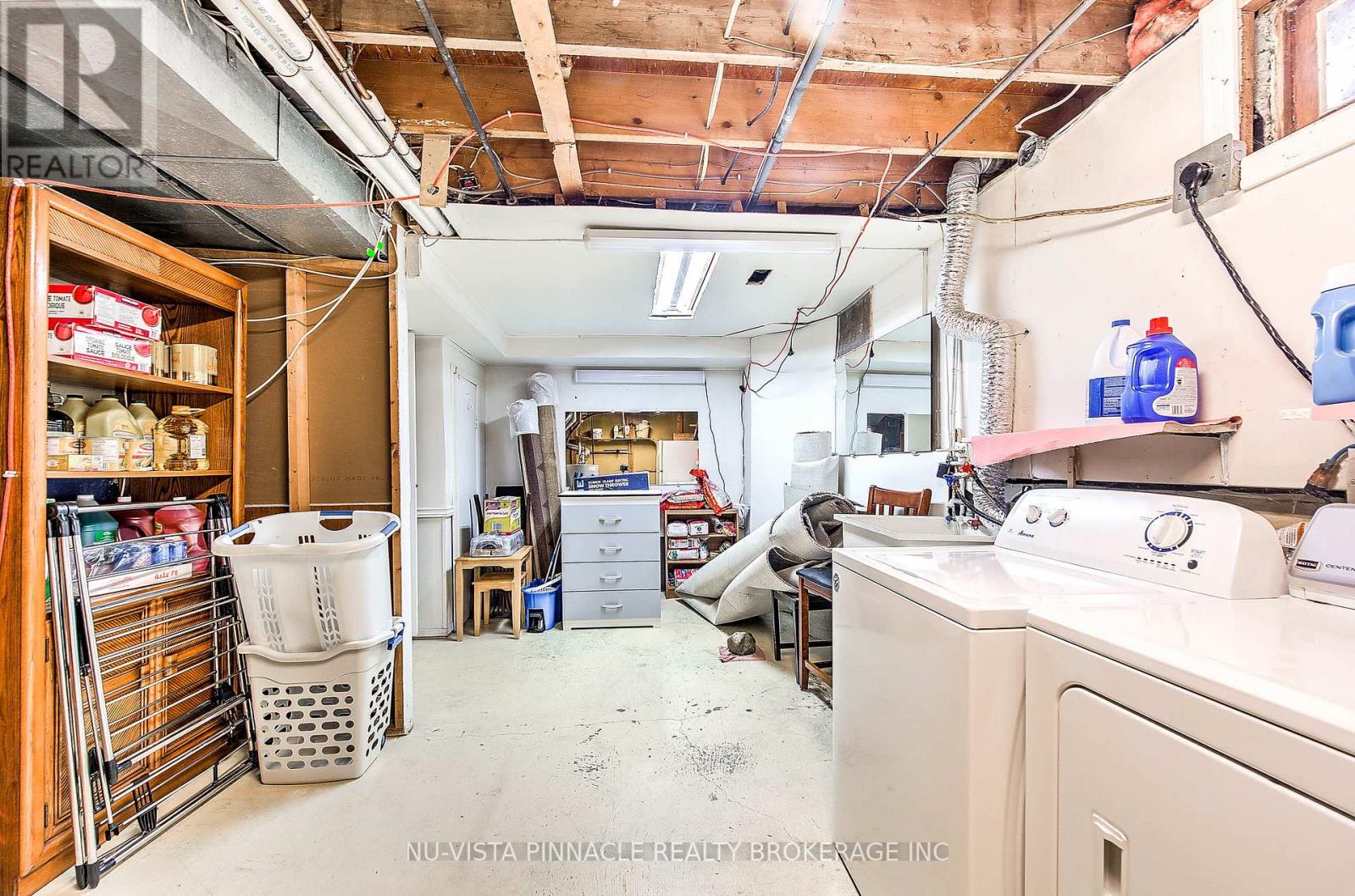 34 ROSAMOND CRESCENT Property Photo