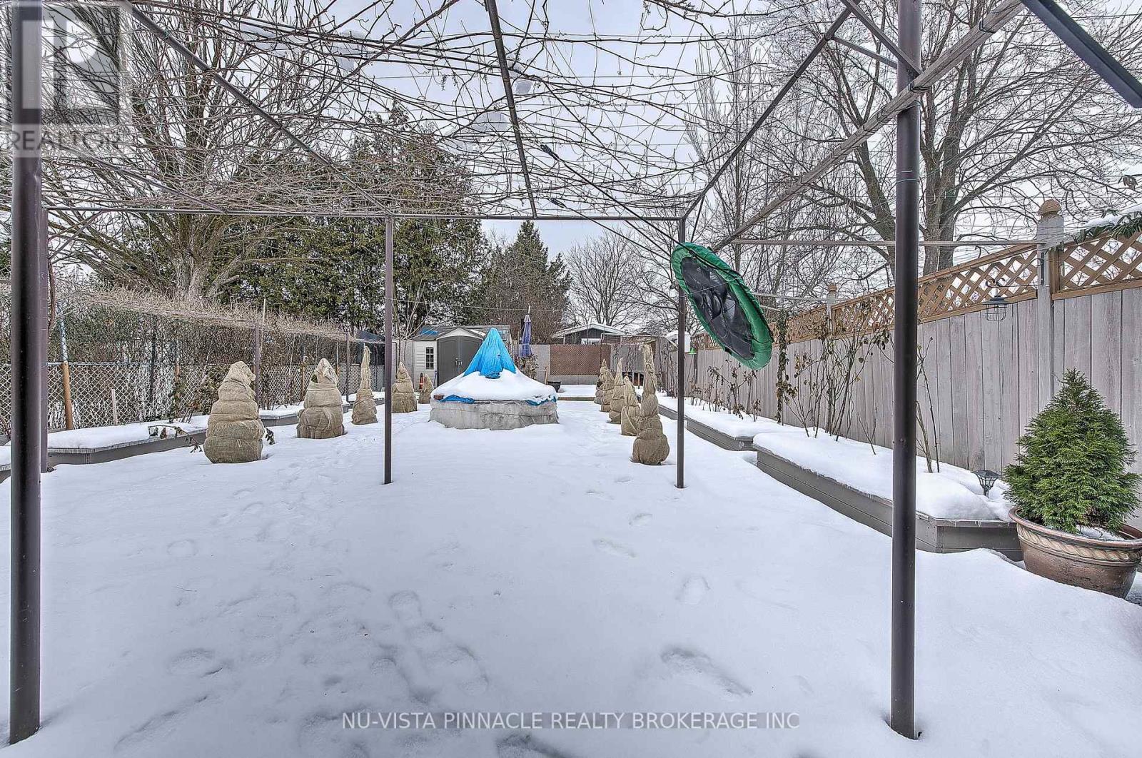 34 ROSAMOND CRESCENT Property Photo