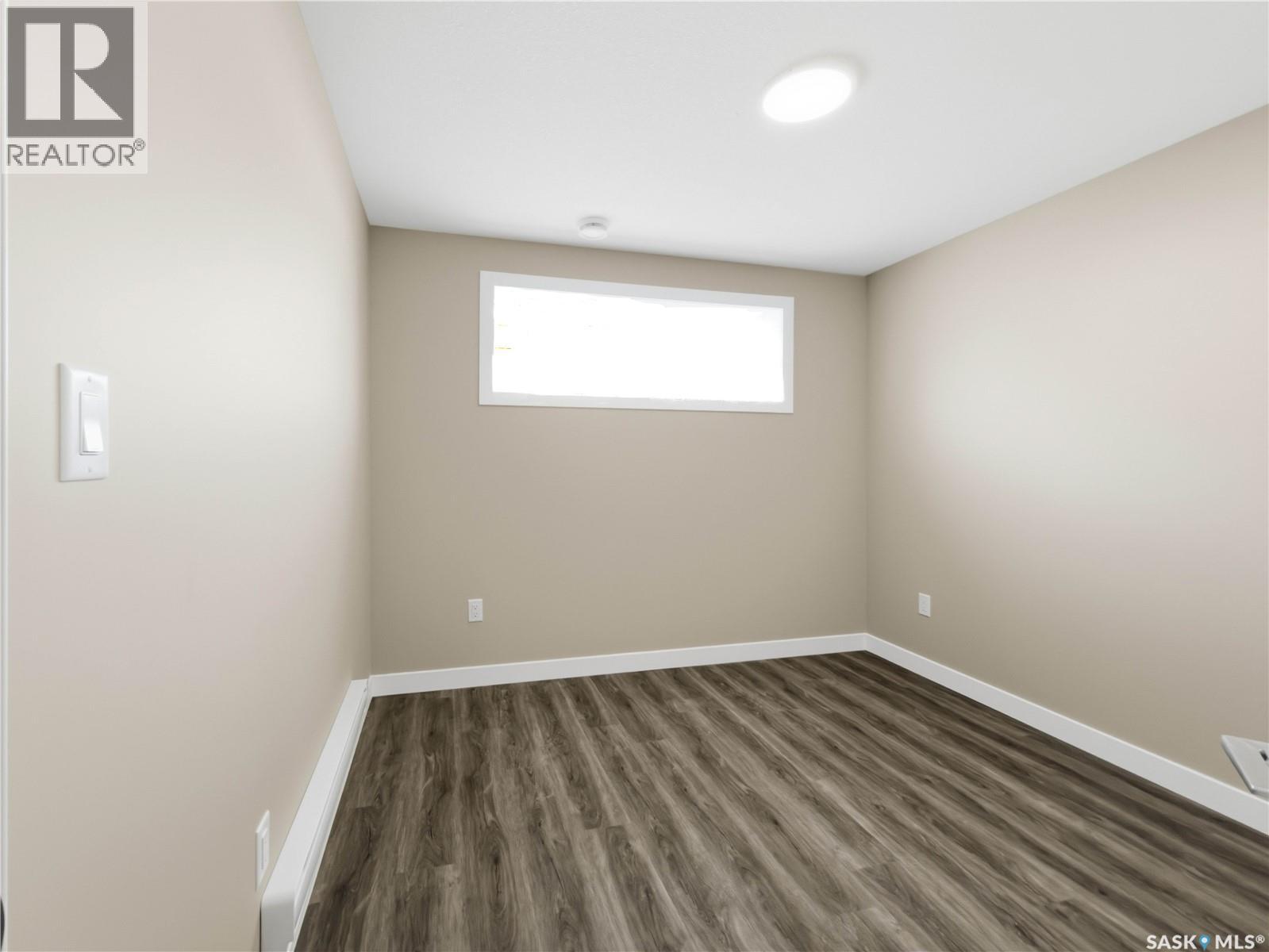 855 ELLIOTT STREET - 35