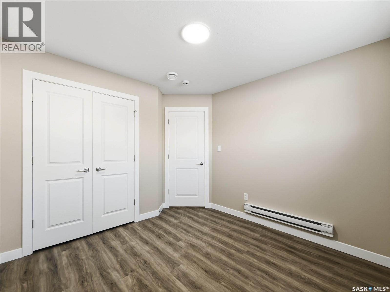 855 ELLIOTT STREET - 36