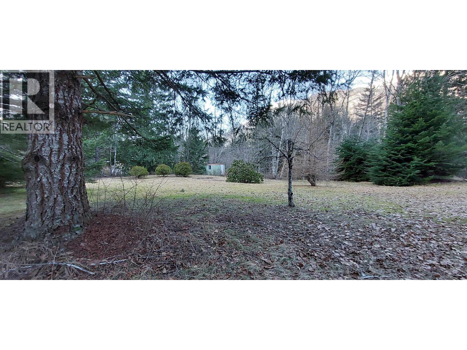 1340 MACKENZIE Highway - photo 2