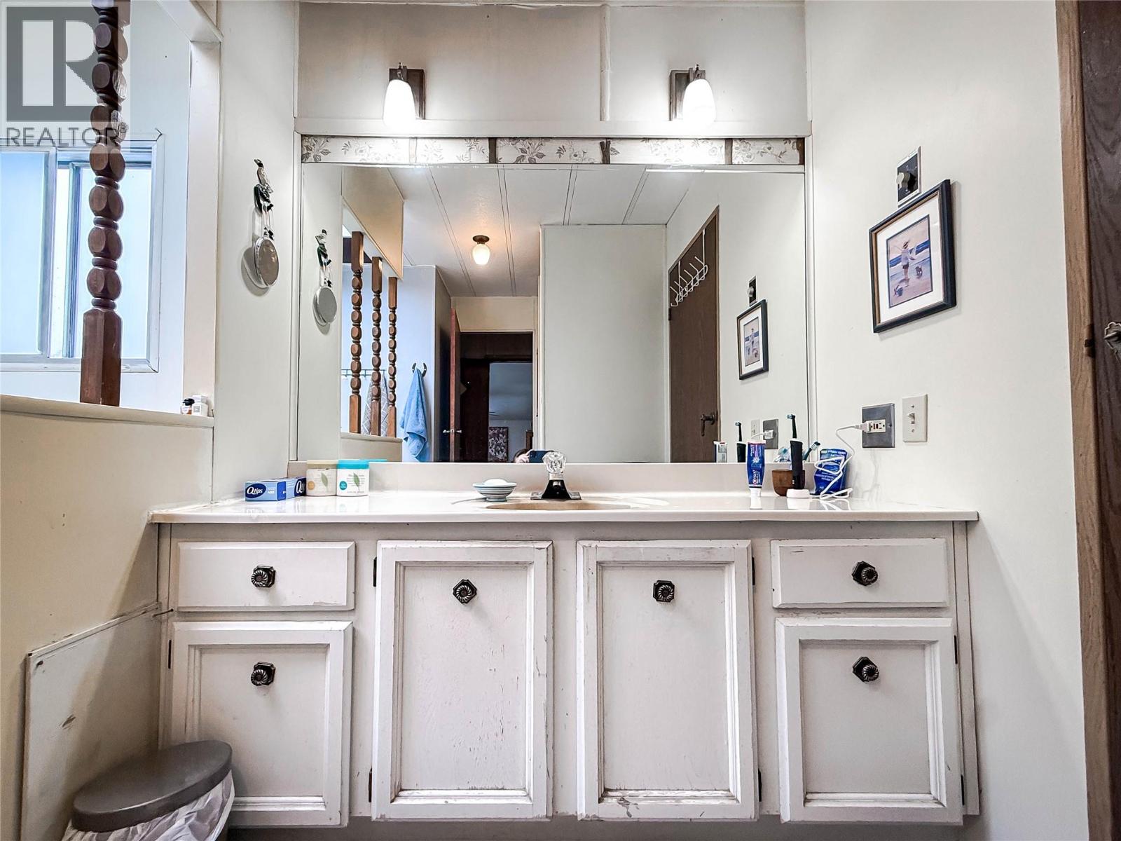 13226 31 Highway, Meadow Creek