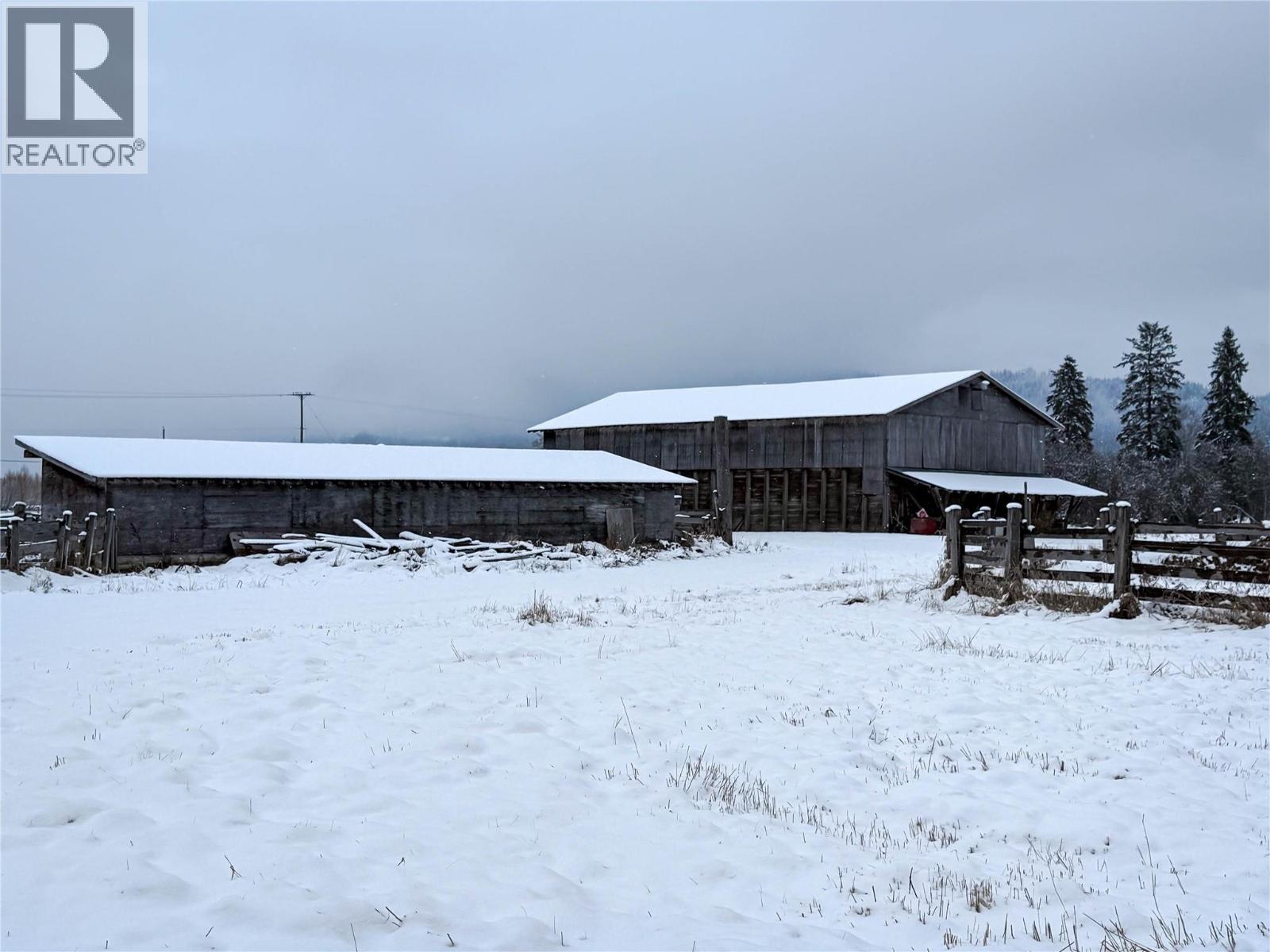 13226 31 Highway, Meadow Creek