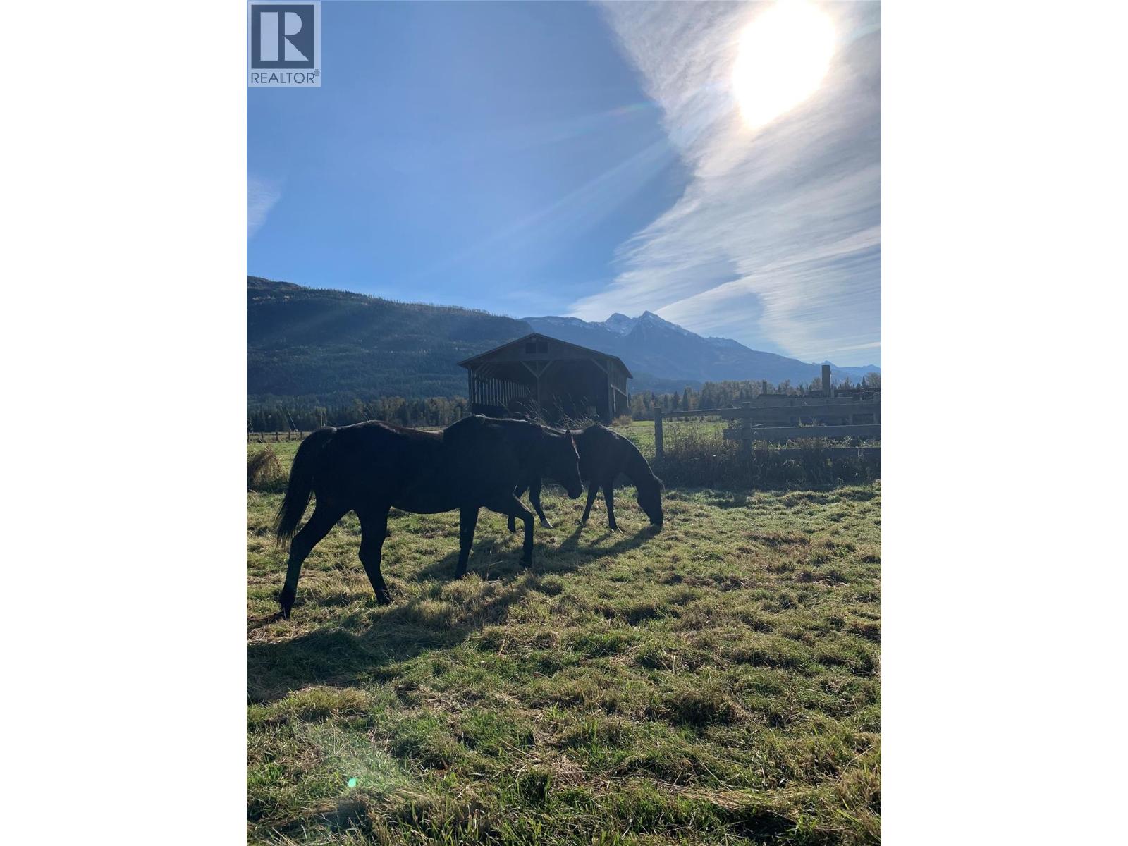 13226 31 Highway, Meadow Creek