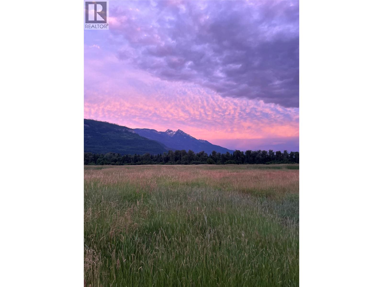 13226 31 Highway, Meadow Creek