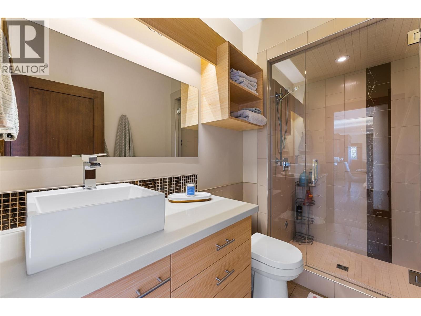 959 Regal Road, West Kelowna