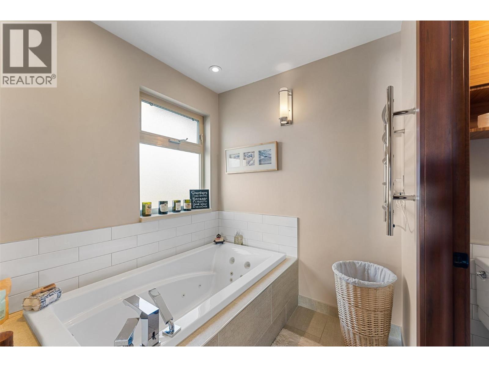 959 Regal Road, West Kelowna