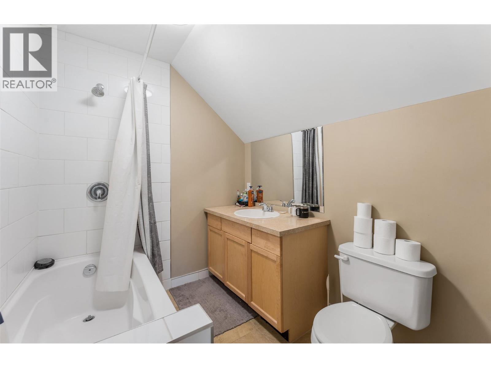 959 Regal Road, West Kelowna