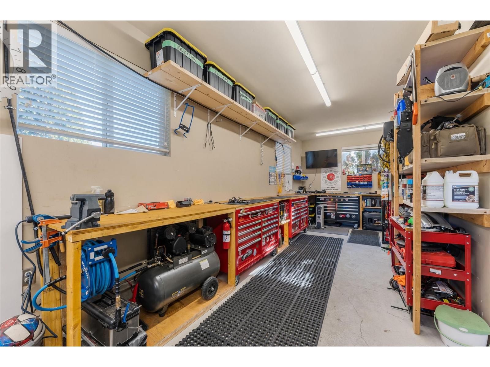 959 Regal Road, West Kelowna