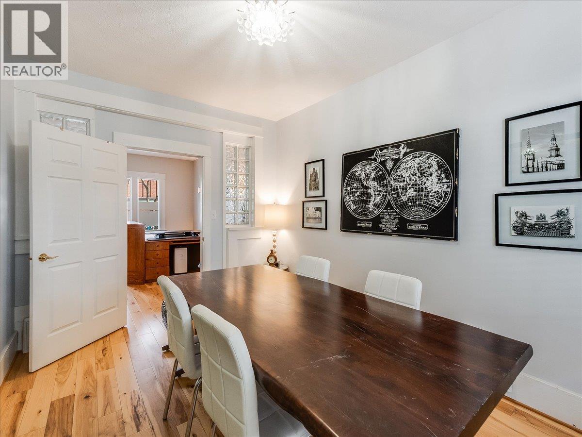 1590 Bay Avenue, Trail