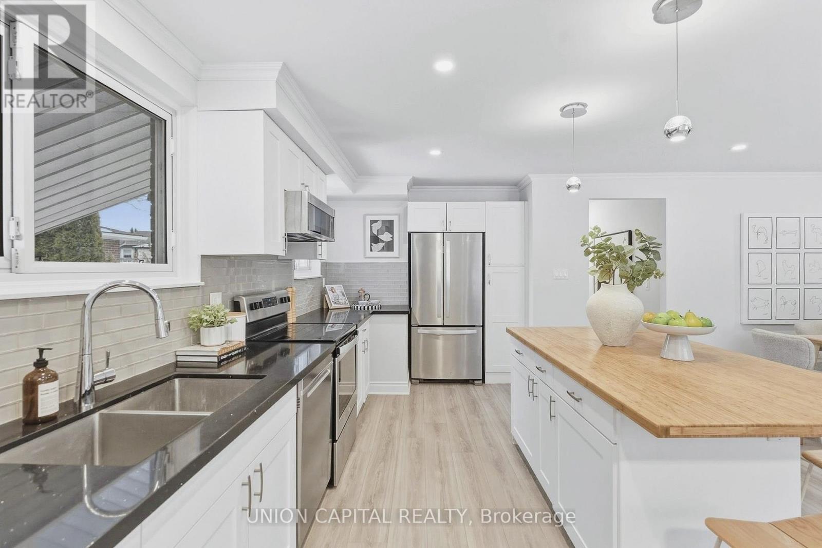 144 CLEMENTS ROAD E - Photo 4 of 25, Ajax (South East), Ontario