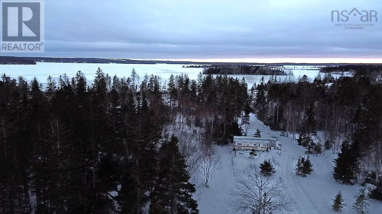 Property 3 of 10 of Northside Loch Lomond Road