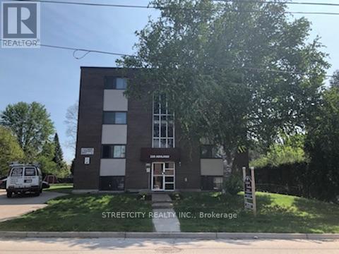 220 Ashland Avenue 34