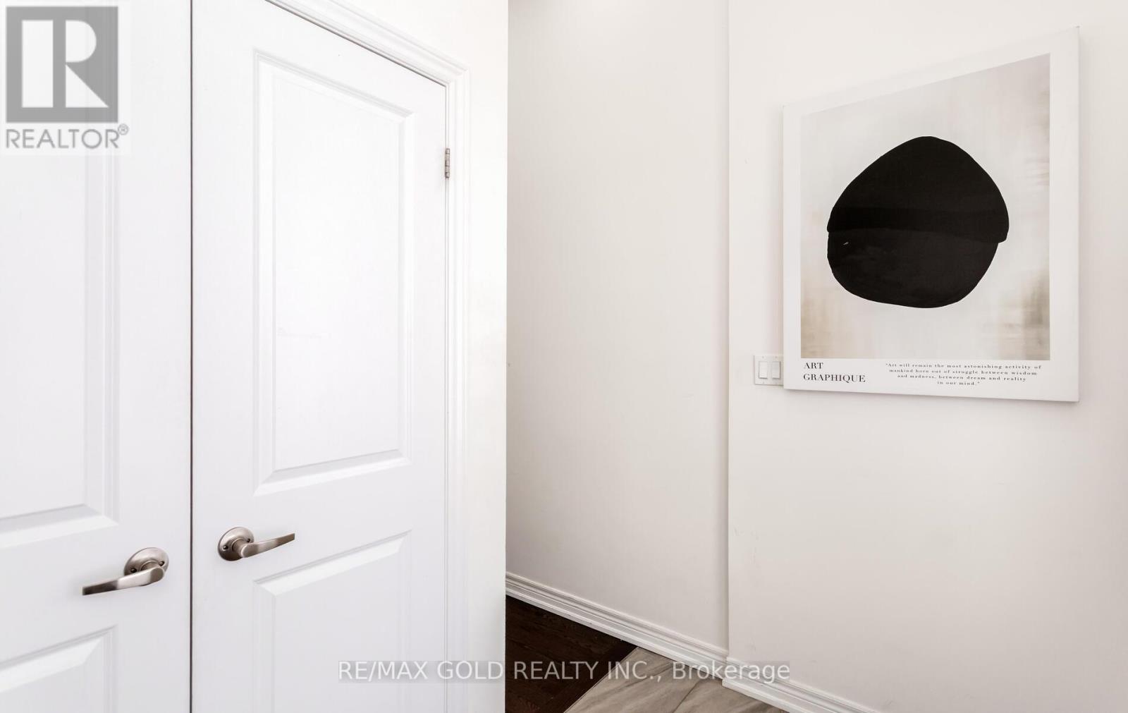 1322 HAMMAN WAY - Photo 5 of 50, Milton (FO Ford), Ontario