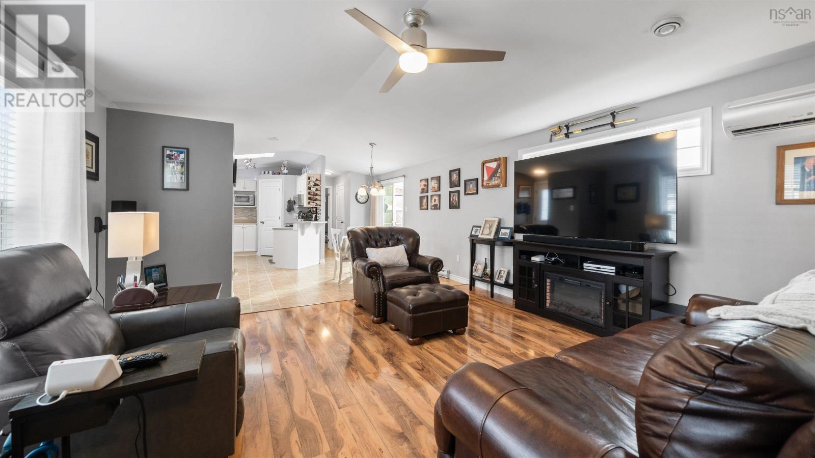 Property 3 of 34 of 9 Merriweather Crescent