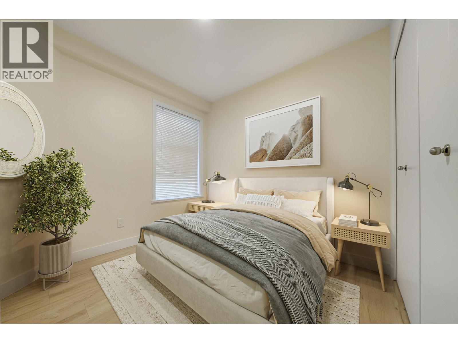 201 1011 W KING EDWARD AVENUE, Vancouver