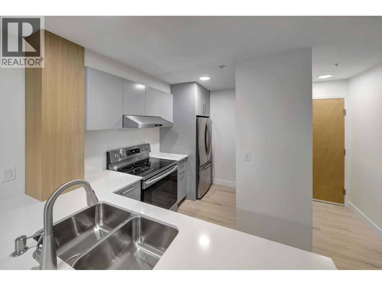 201 1011 W KING EDWARD AVENUE, Vancouver