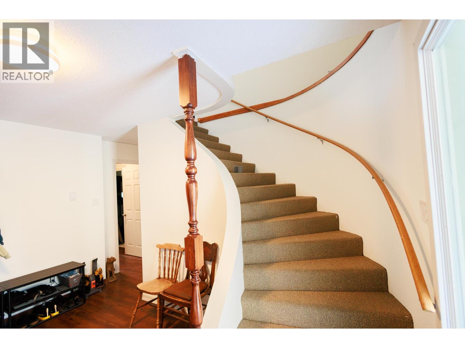 4941 GAIR Avenue, Terrace