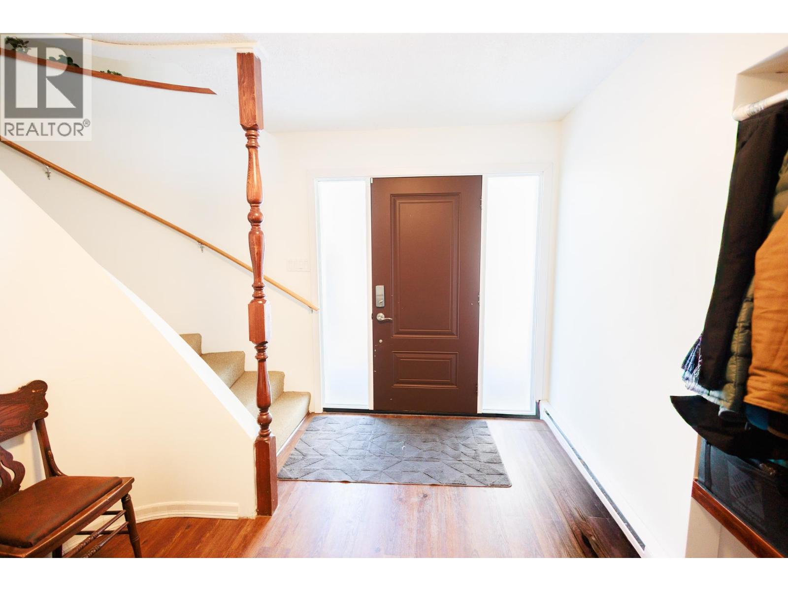 4941 GAIR Avenue, Terrace