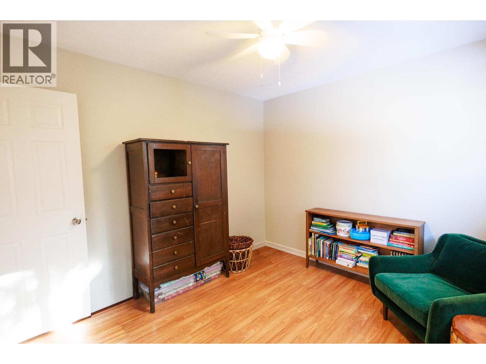 4941 GAIR Avenue, Terrace